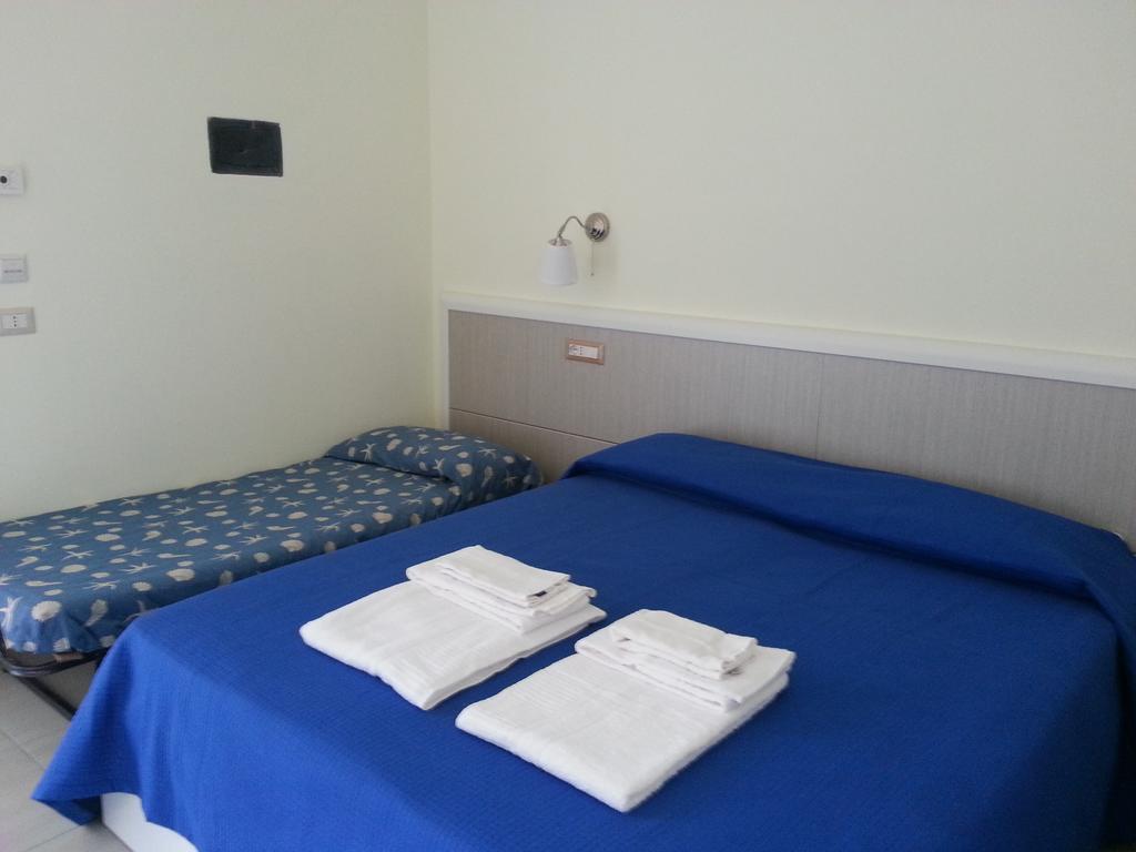 Il Girasole Formia Guesthouse Rooms Eksteriør billede