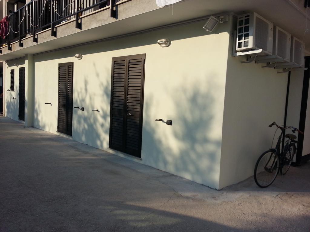 Il Girasole Formia Guesthouse Rooms Eksteriør billede